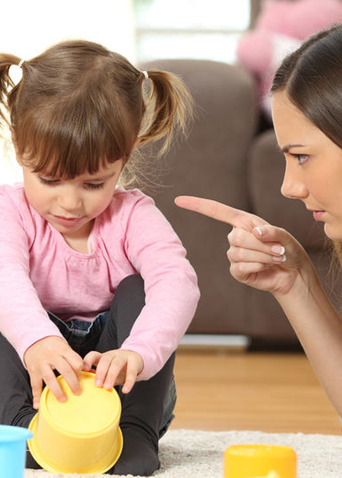 كيفية التعامل مع الطفل العنيد ونصائح تربيتة