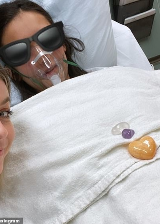 جوليان هوف و نينا دوبريف 