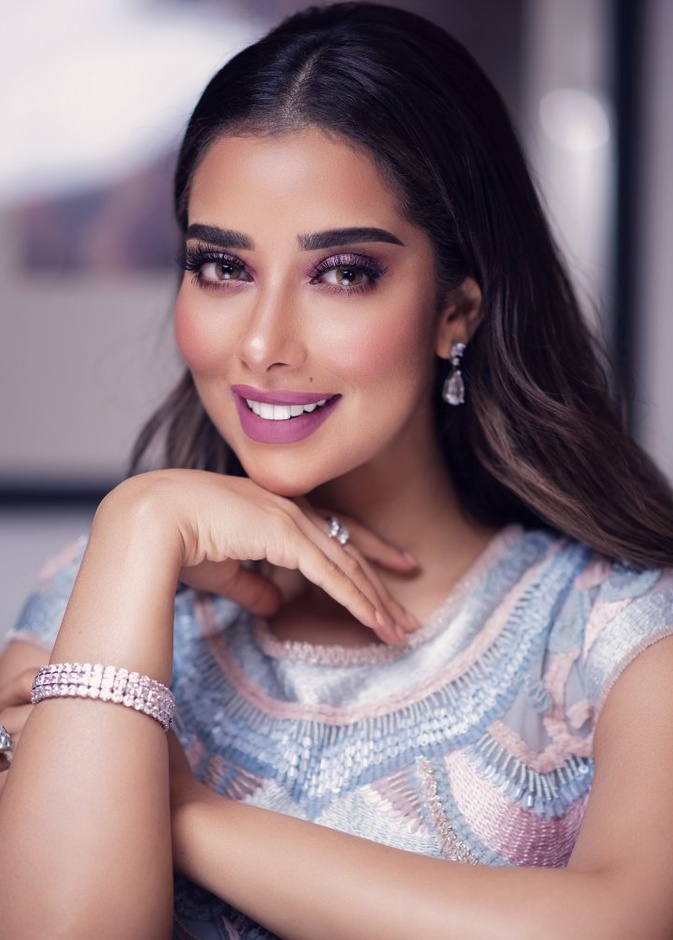 حفلات غنائية لنخبة من الفنانين في دبي بمناسبة اليوم الوطني الإماراتي الـ 48