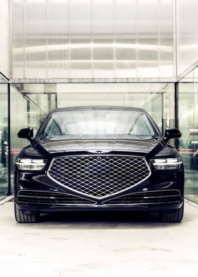 جينيسيس G90 سيارة تطوي معها المسافات بمتعة دون عناء