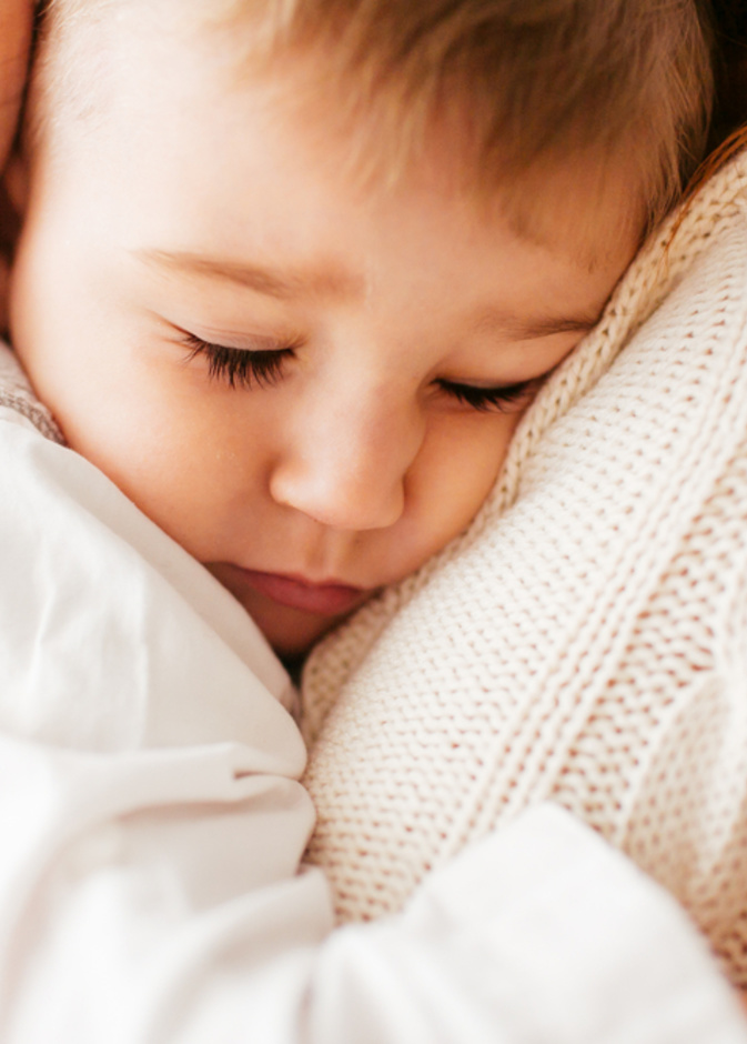 أمور تخبرك بأن طفلك لا يشعر بالأمان