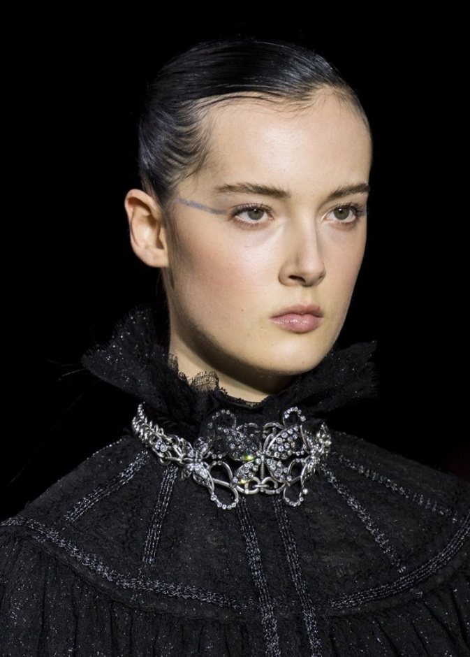 من عرض Altuzarra