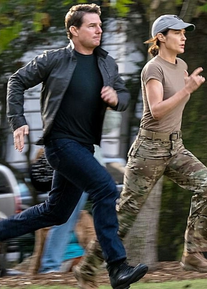 توم كروز و كوبي سمولدرز 