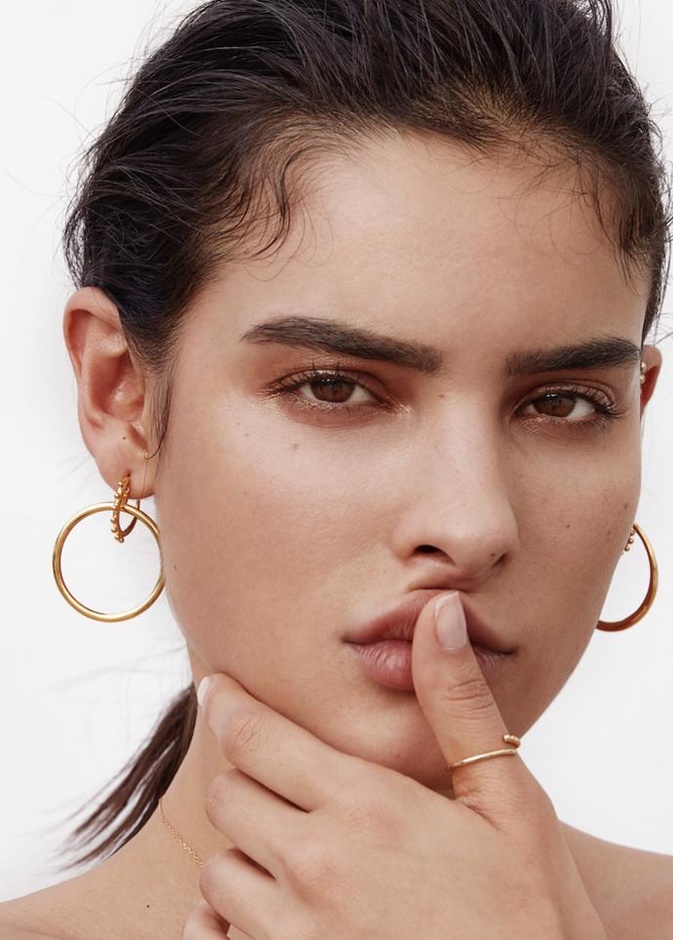 العصرية والأناقة في مجوهرات حمدة عبد الله