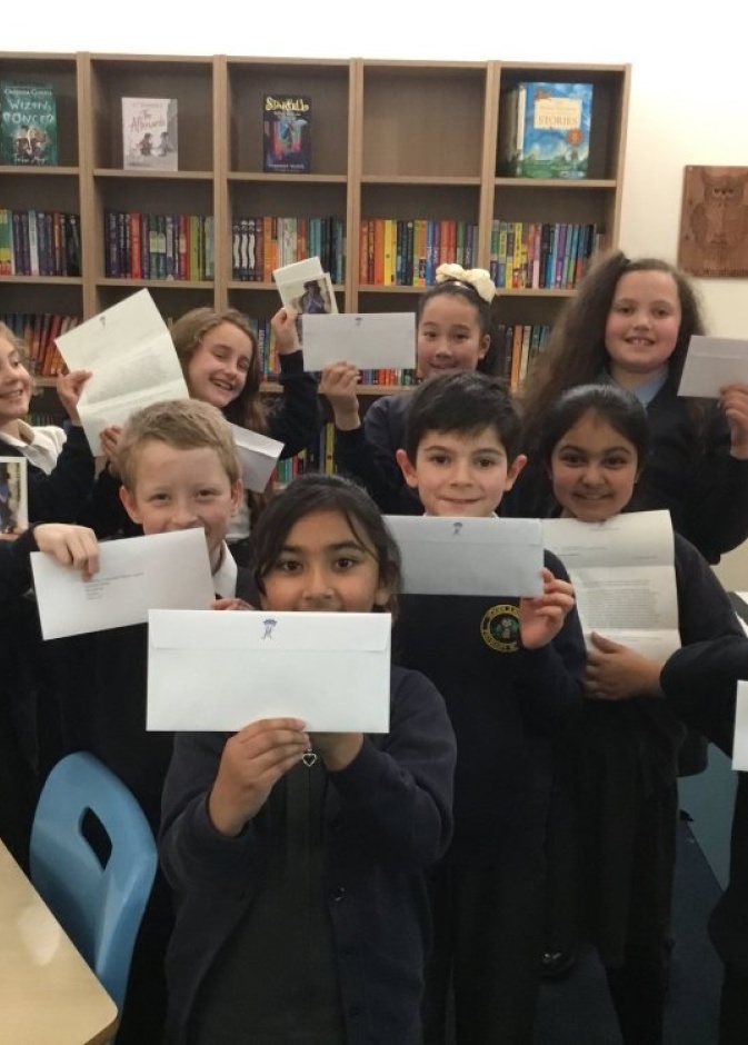 طلاب مدرسة ابتدائية تلقوا رسائل خاصة من ميغان ماركل