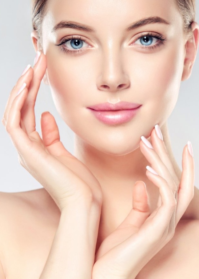 إمتصي خديك على شكل سمكة للحصول على وجه نحيف