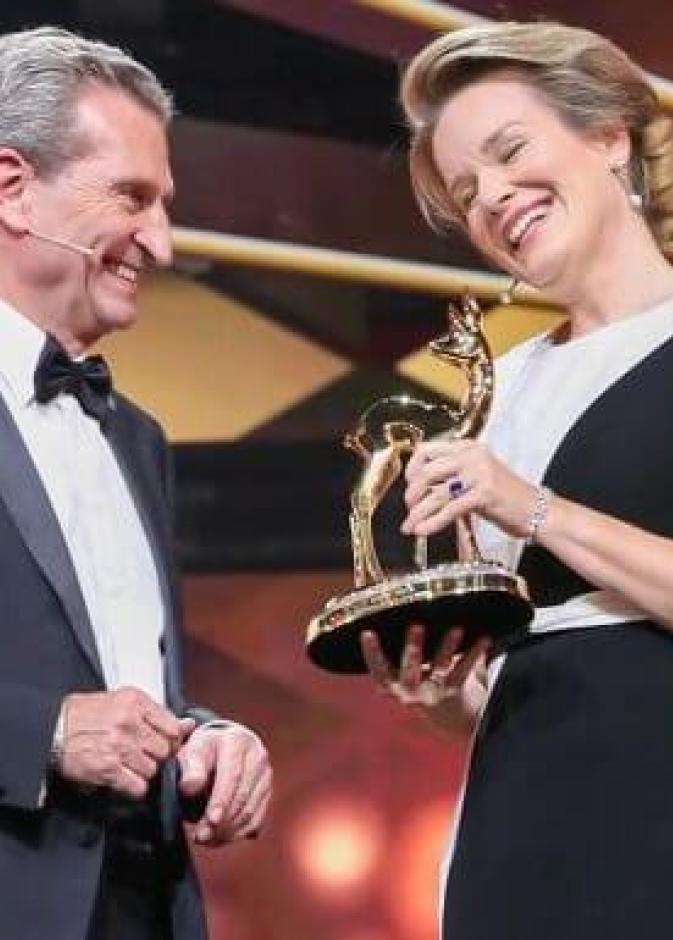 الملكة ماتيلد تحصل على جائزة بامبي للأعمال الخيرية لعام 2019