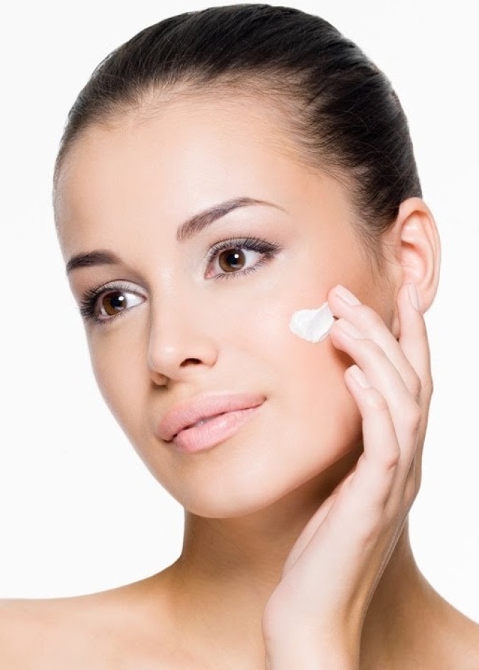 افضل مستحضرات العناية بالبشرة في الصباح