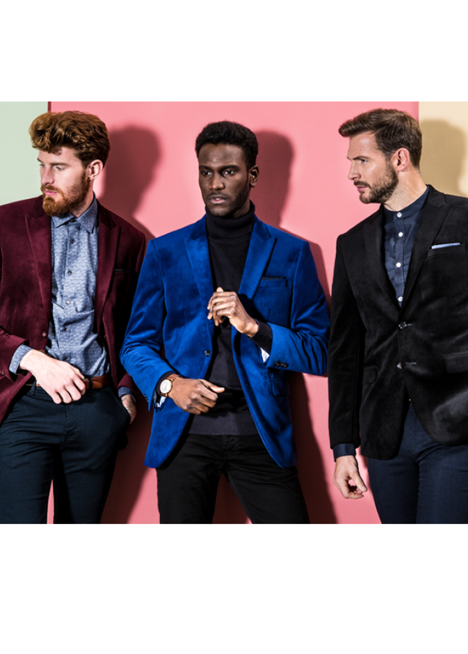 استوح اطلالاتك العصرية والشبابية بتصاميم البليزر المخملي الملون بألوان أنيقة