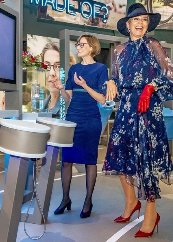  افتتحت الملكة ماكسيما (Queen Maxima) ملكة هولندا معرض Humania في متحف NEMO للعلوم