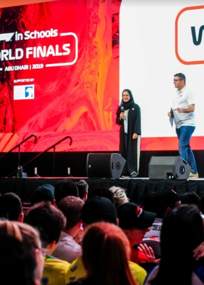 انطلاق فعاليات النهائيات العالمية لمسابقة الفورمولا1 في المدارس لعام 2019 في جزيرة ياس 