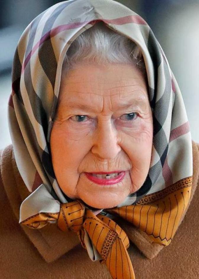 ملكة بريطانيا الملكة إليزابيث الثانية