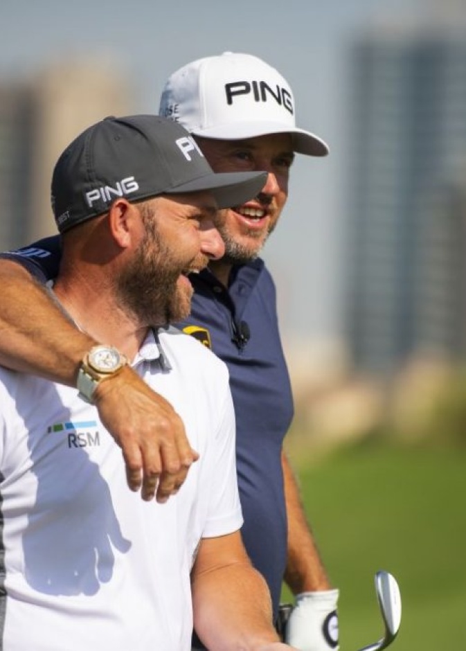 تحدي ودي في دبي.. بين فريق Audemars Piguet لمحترفي الغولف مع عشاق الساعات