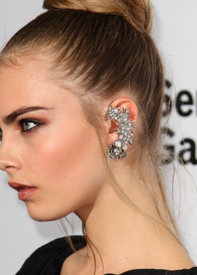 أقراط من أكيليس Akillis