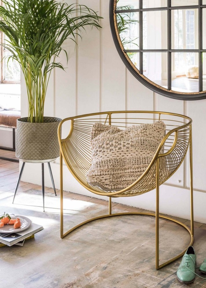 أثاث الجلسات الخارجية من المعدن المعالج