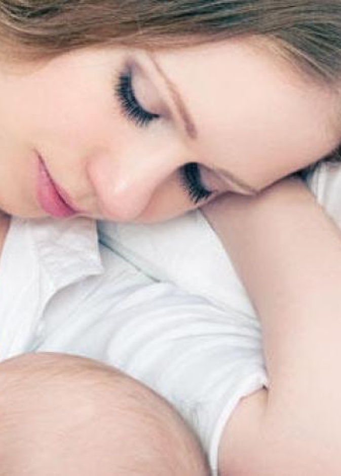 اضرار الرضاعة من ثدي واحد فقط