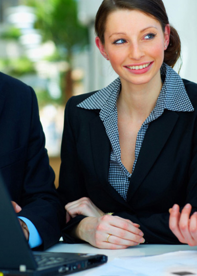 إتيكيت التعامل مع زملاء العمل