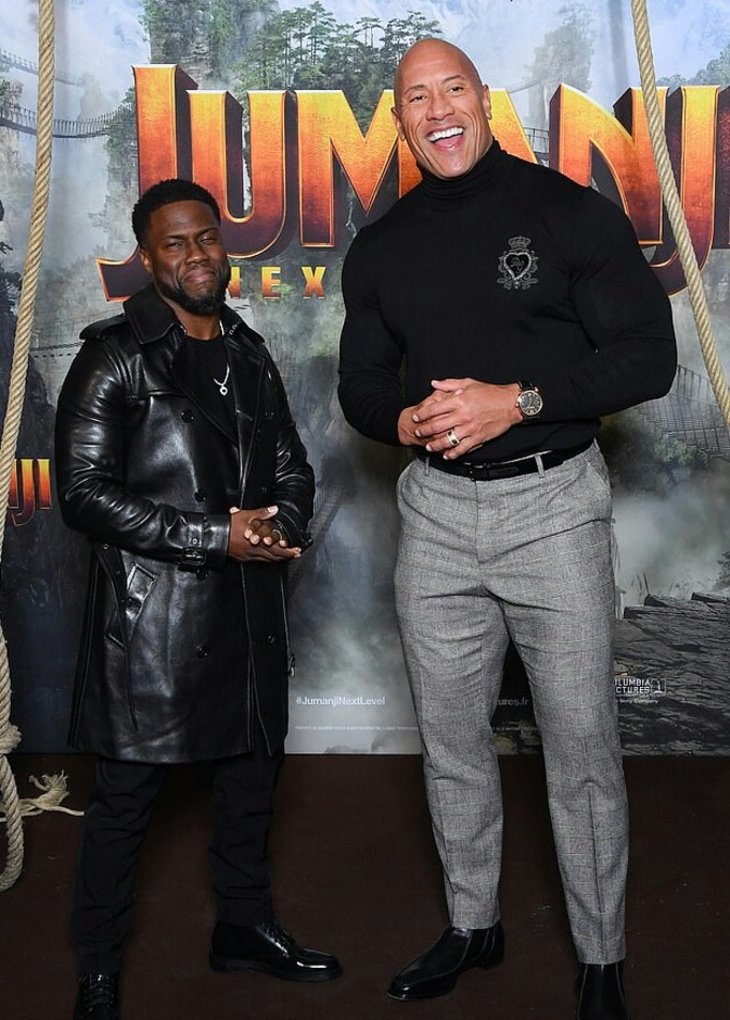 ذا روك و كيفن هارت 