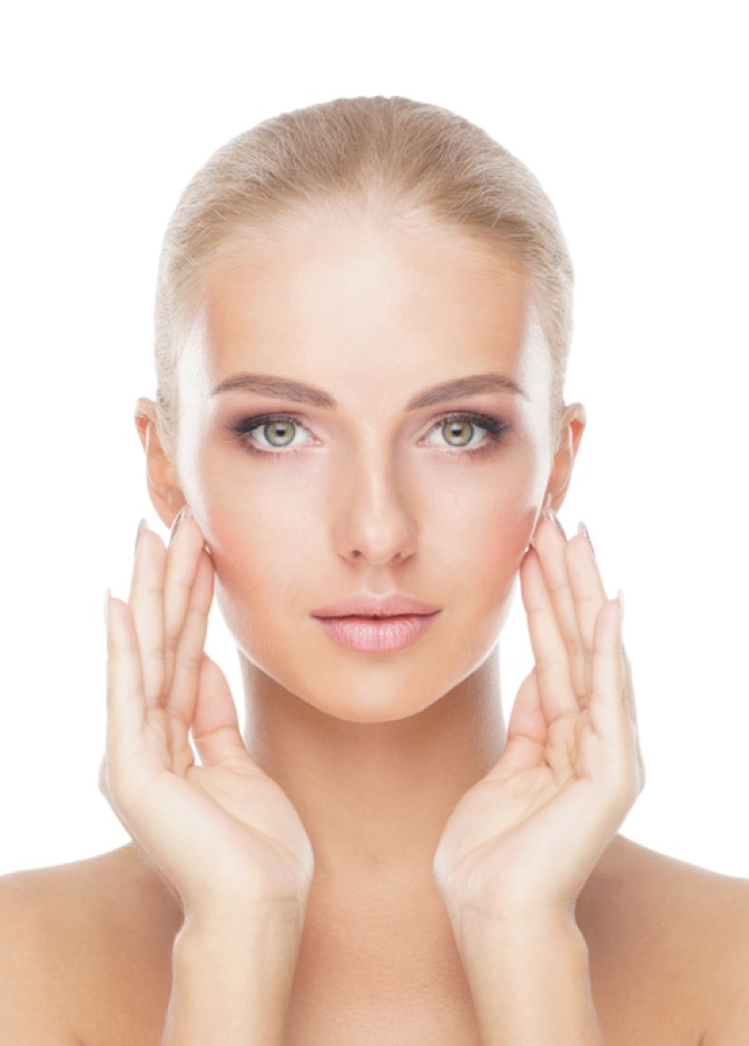 قومي باتباع نظام غذائي صحي لإخفاء عيوب وجهك بدون مكياج