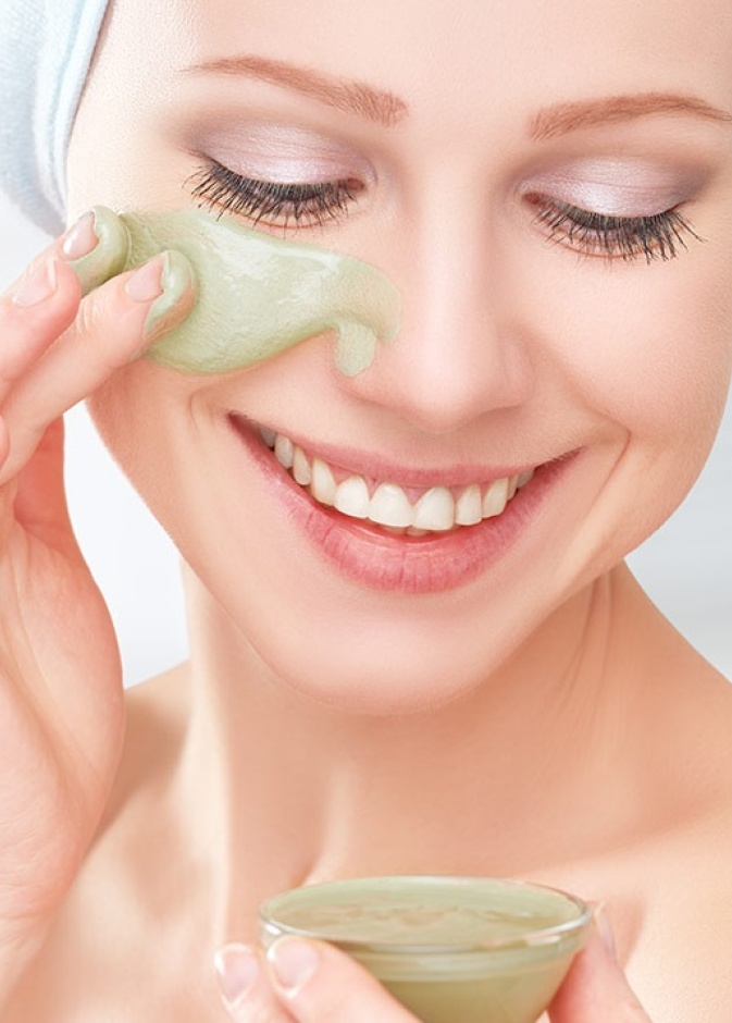 Chanel Le Blanc Masque Healthy Light Creator Mask