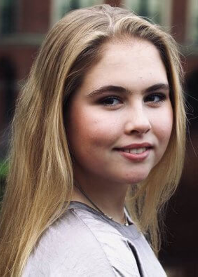 الأميرة كاثرين أماليا تحتفل بعيد ميلادها السادس عشر