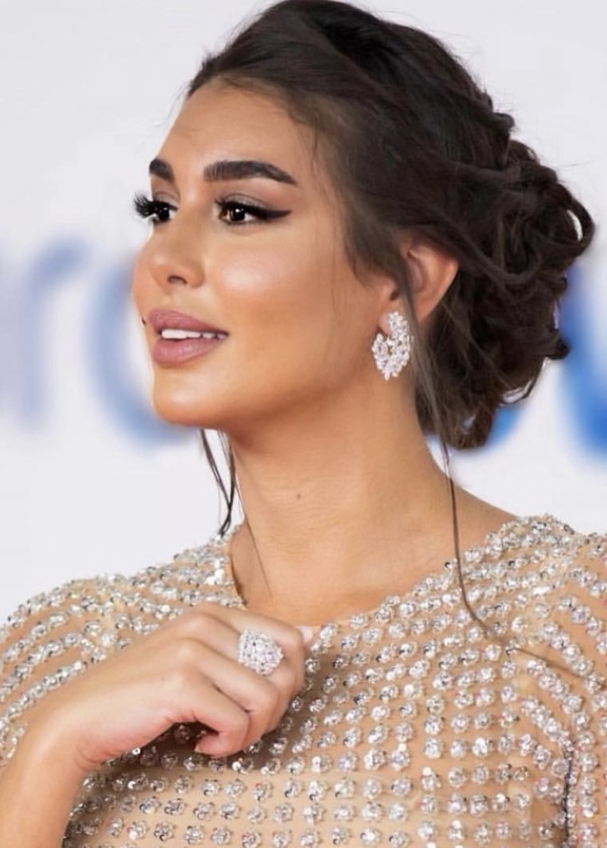  أجمل مجوهرات ياسمين صبري من كارتييه