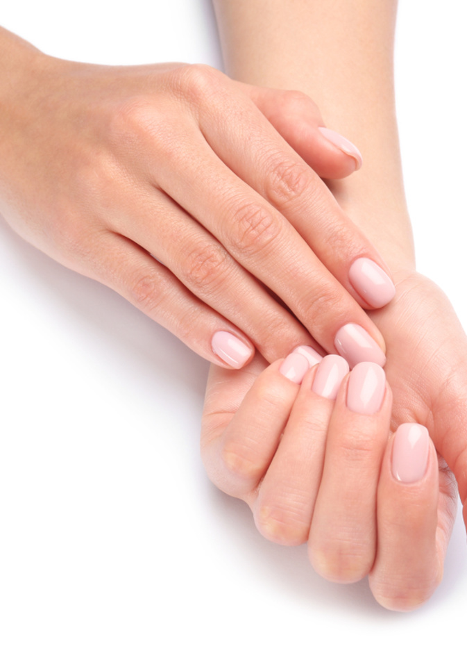 الثوم المهروس الطازج الافضل مع زيت الزيتون للاظافر