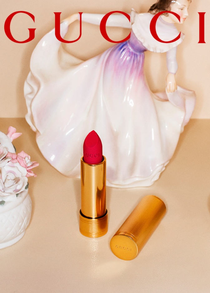 أحمر شفاه أحمر من مجموعة  Rouge à Lèvres Mat 
