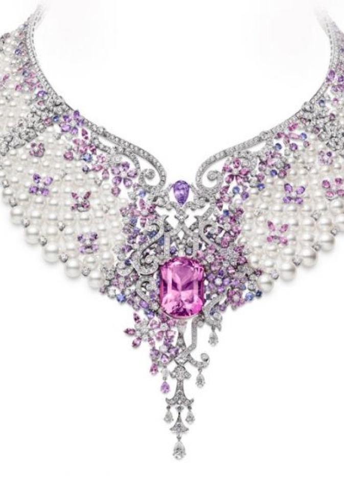 عقود اللؤلؤ