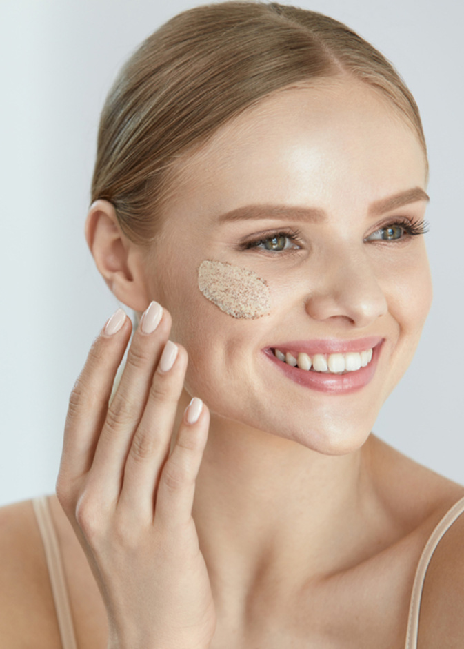 العناية بالبشرة الحساسة