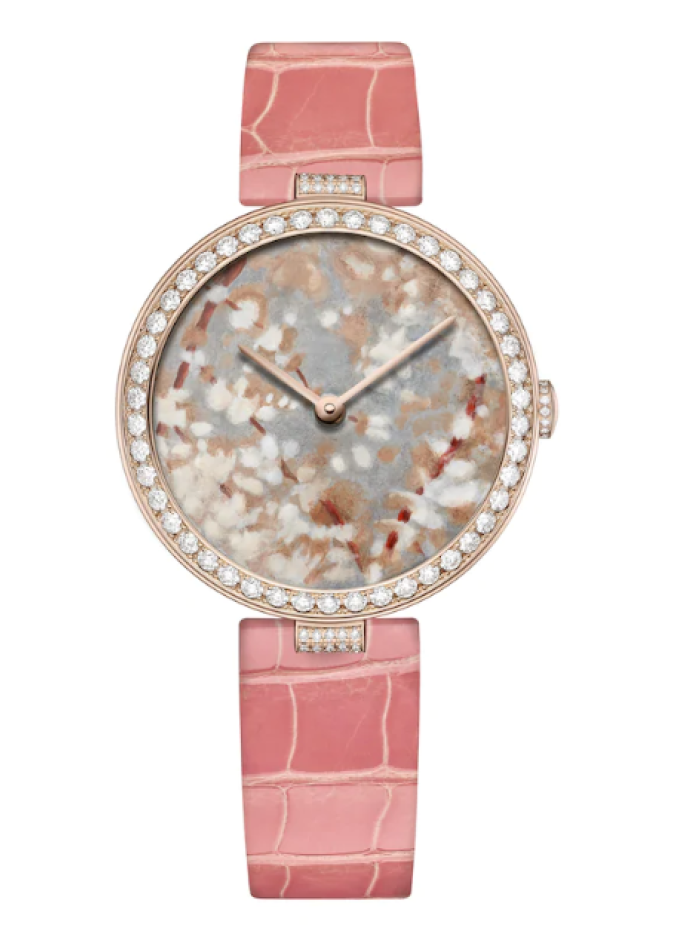 ساعة من هاري ونستون Harry Winston