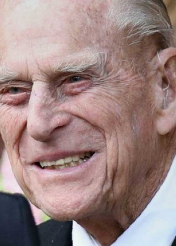 الشرطة تحرس مدخل مستشفى الملك إدوارد السابع