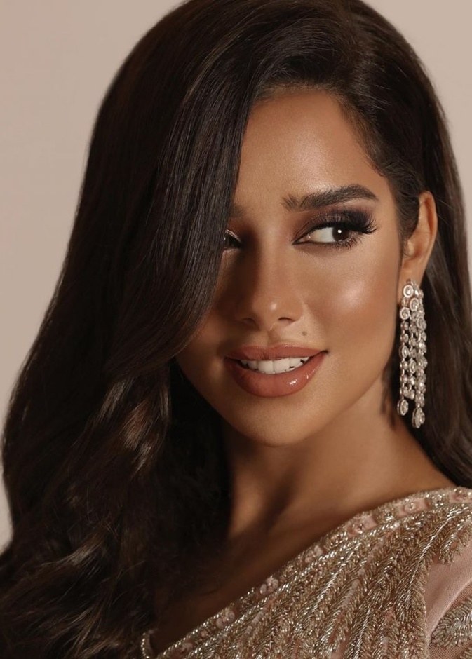 اطلالة بلقيس ساحرة بمجوهرات بياجيه Piaget