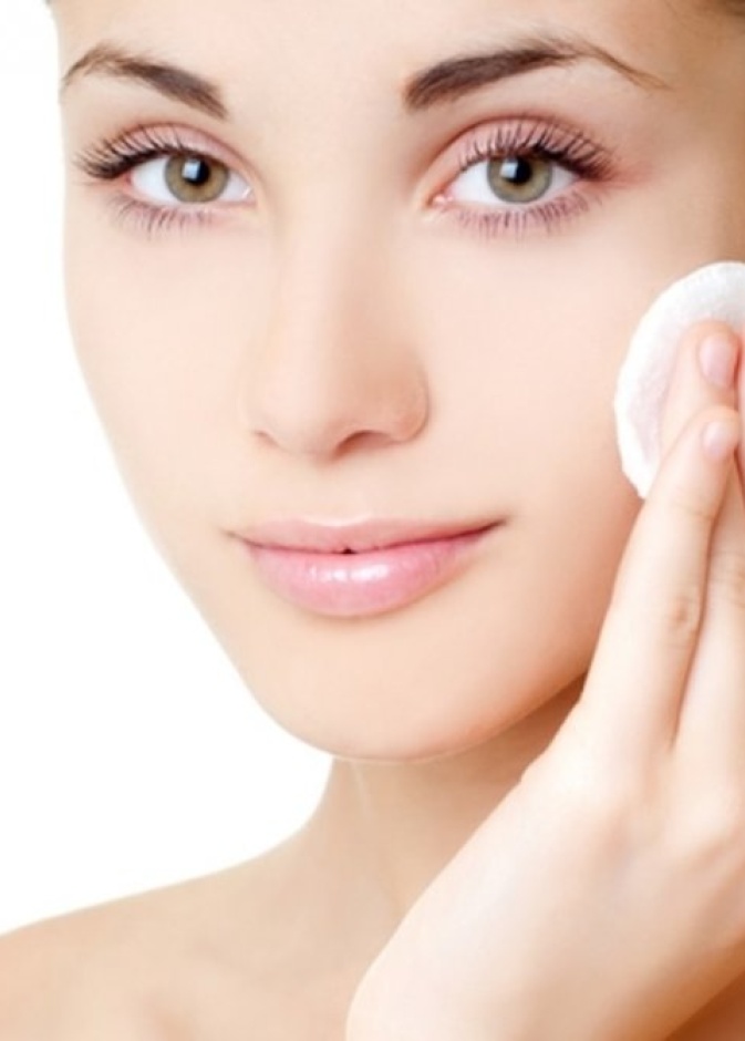 ازالة المكياج