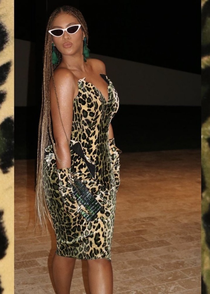 بيونسيه تشارك متابعيها أجدد إطلالة عصرية اعتمدتها