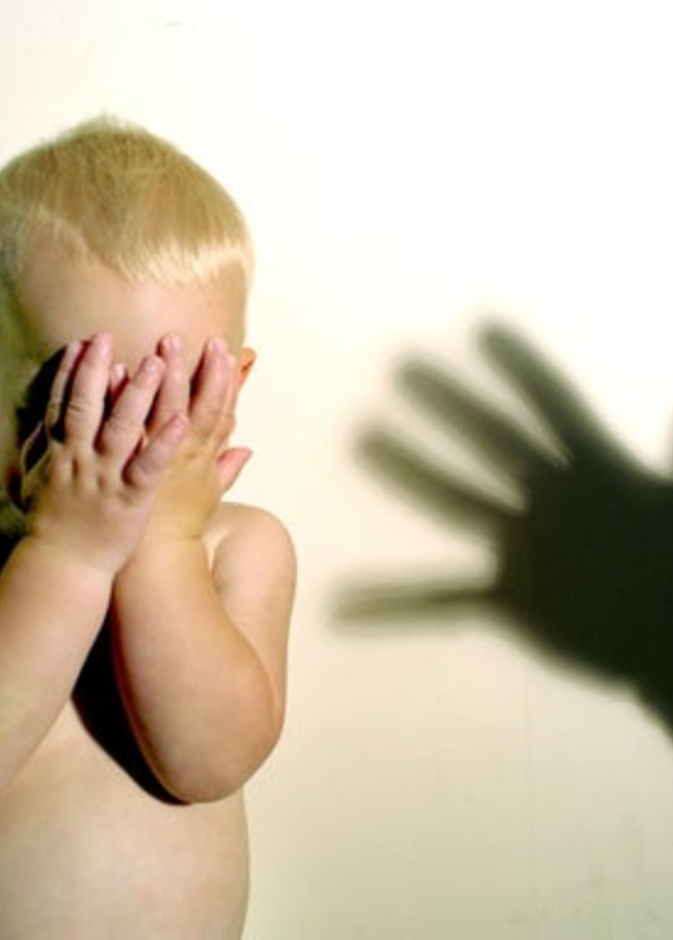 آثار الضرب على نفسية الاطفال في المستقبل