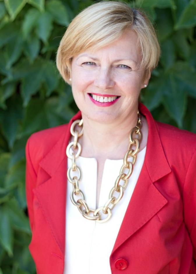 Lynne Webber المديرة العامة لدار Marina Rinaldi