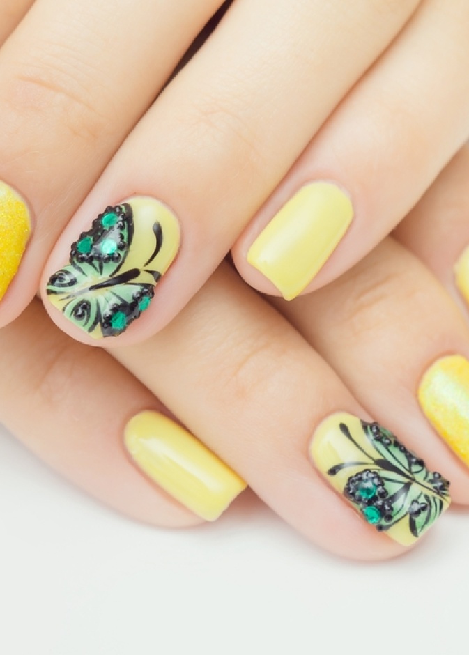 احدث موضة في الوان مناكير 2020 للاظافر القصيره