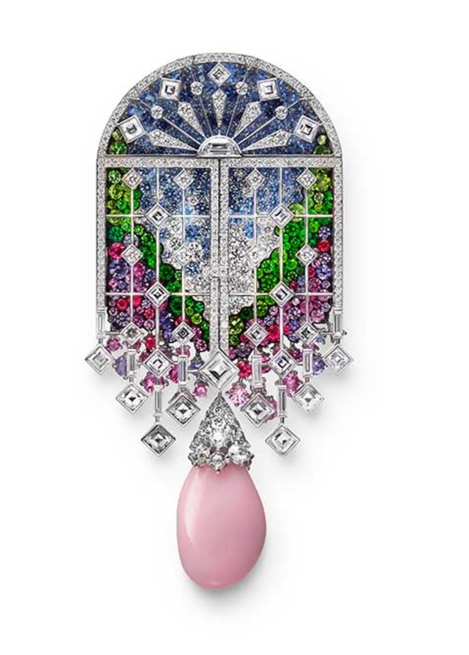 مجوهرات عالمية لسهرات يناير