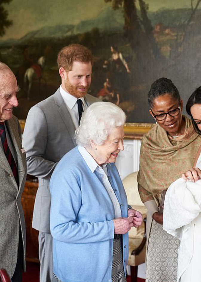 الأمير فيليب غاضب من الأمير هاري وميغان ماركل بشدة