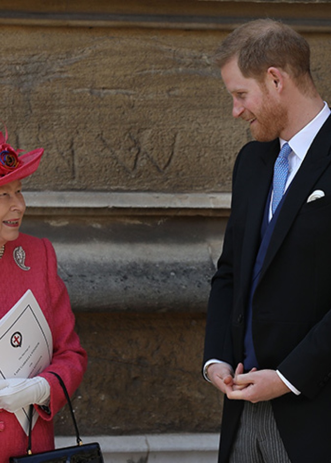 ملكة بريطانيا وبيتر فيلبس