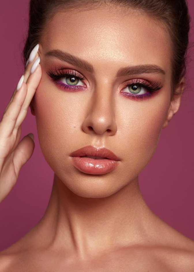  المكياج الوردي بأسلوب خبير التجميل Bouba