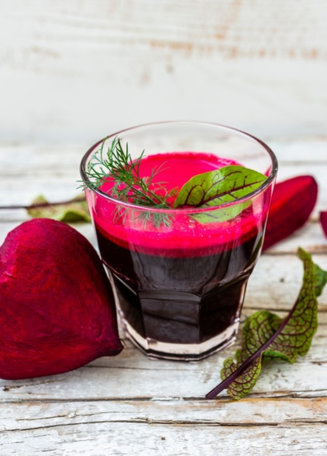 فوائد شرب عصير الشمندر لفقر الدم