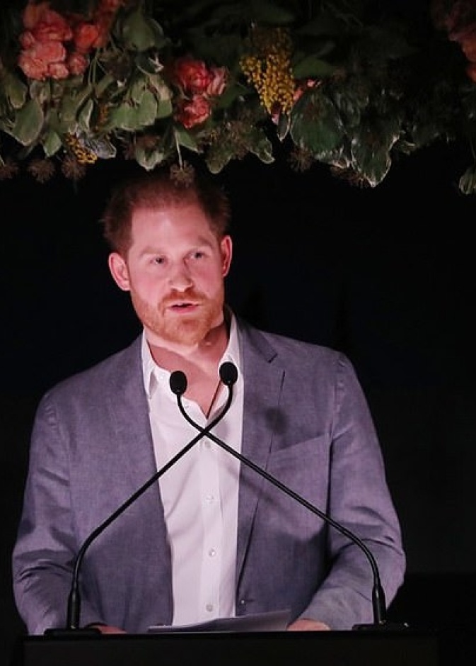  الأمير هاري يتحدث بحزن للمرة الأولى عن مغادرته للعائلة المالكة