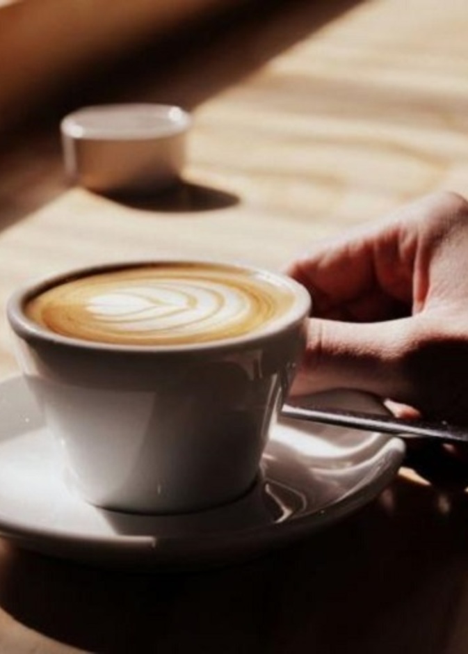 فوائد شرب القهوة أكثر من أضرارها