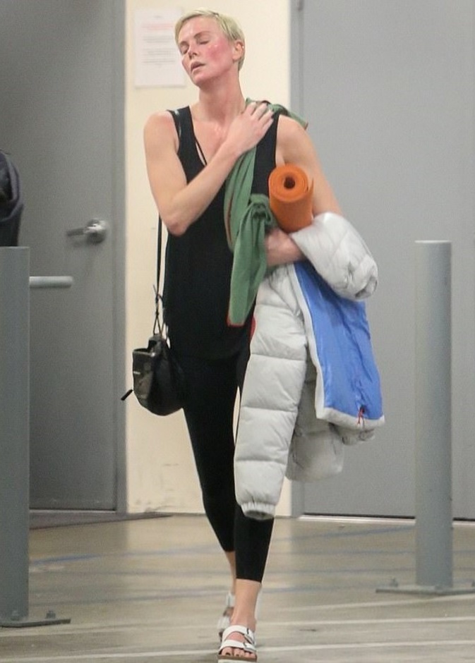 تشارليز ثيرون