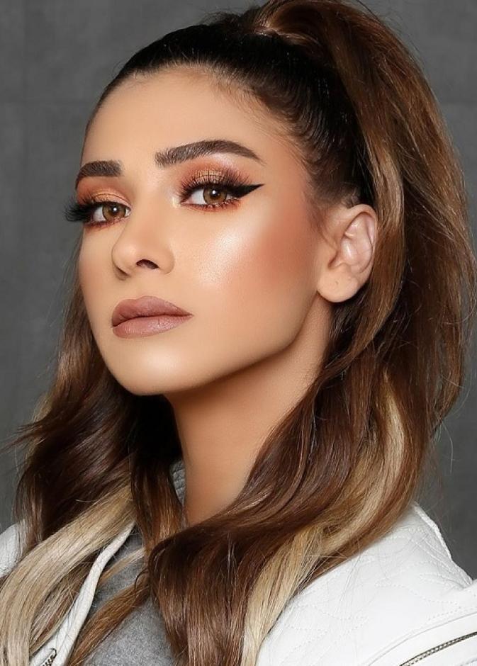 ابنة نوال الزغبي تواكب احدث رسمات المكياج