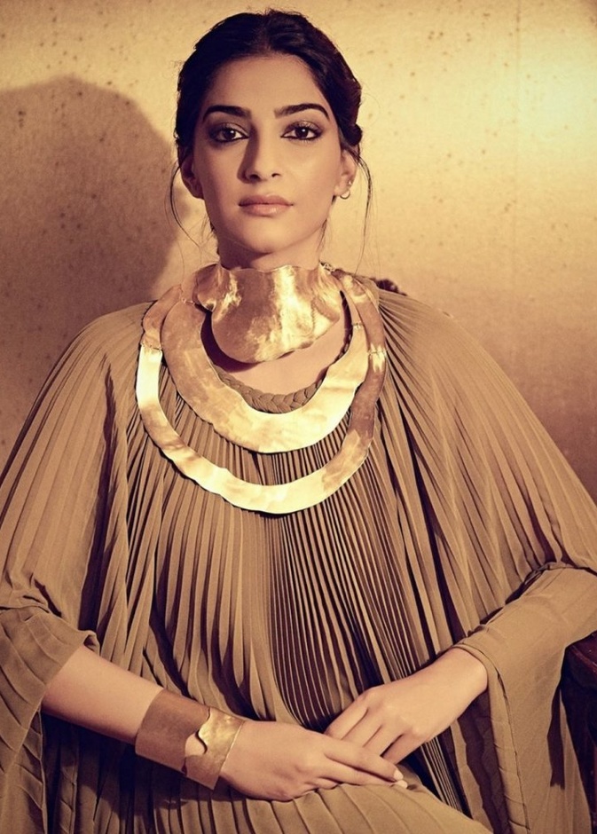 سونام كابور