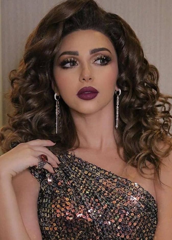  ميريام فارس قبل عملية خصوعها لعملية تجميل في فكها