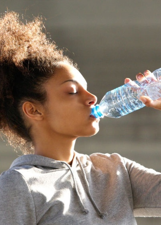  العطش من أعراض ارتفاع السكر في الدم